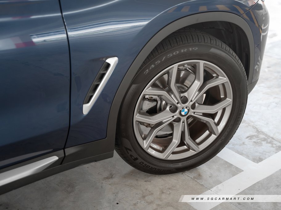 https://i.i-sgcm.com/new_cars/cars/12627/12627_g32
