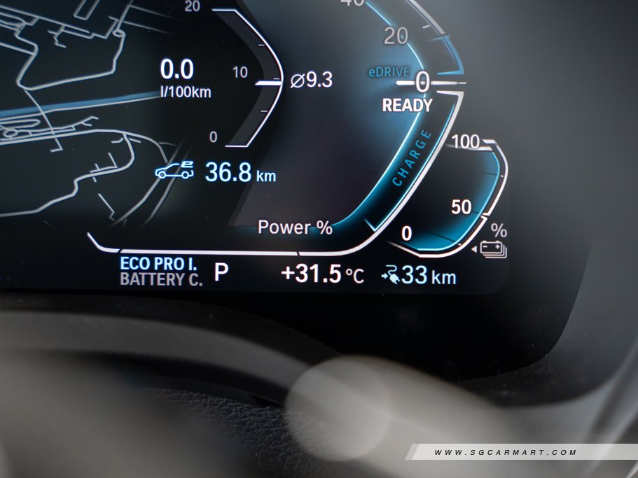 https://i.i-sgcm.com/new_cars/cars/12627/12627_g40