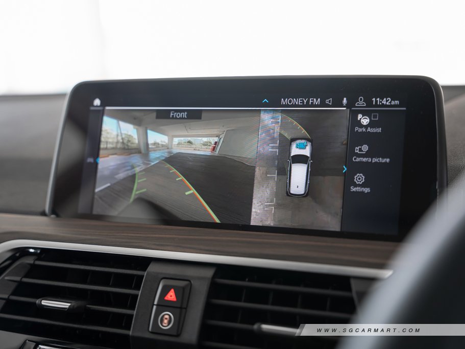 https://i.i-sgcm.com/new_cars/cars/12627/12627_g49