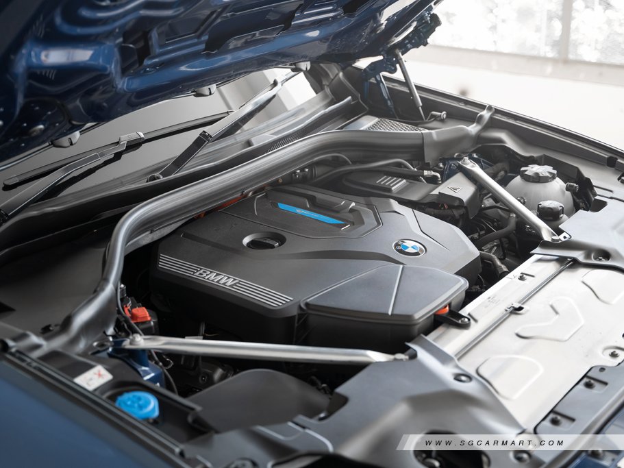https://i.i-sgcm.com/new_cars/cars/12627/12627_g65