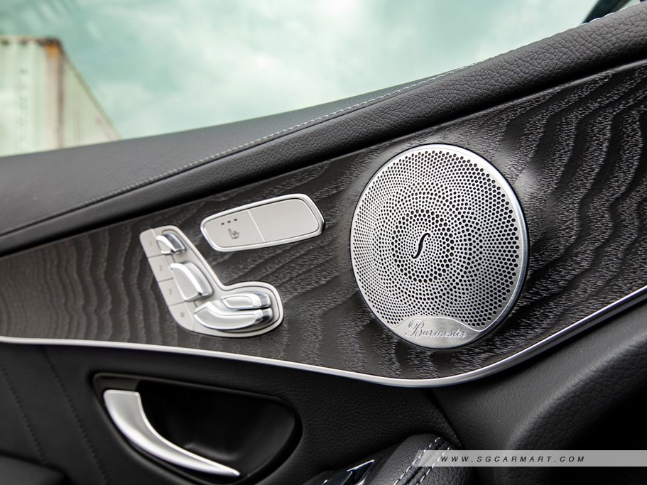 https://i.i-sgcm.com/new_cars/cars/12628/12628_g15