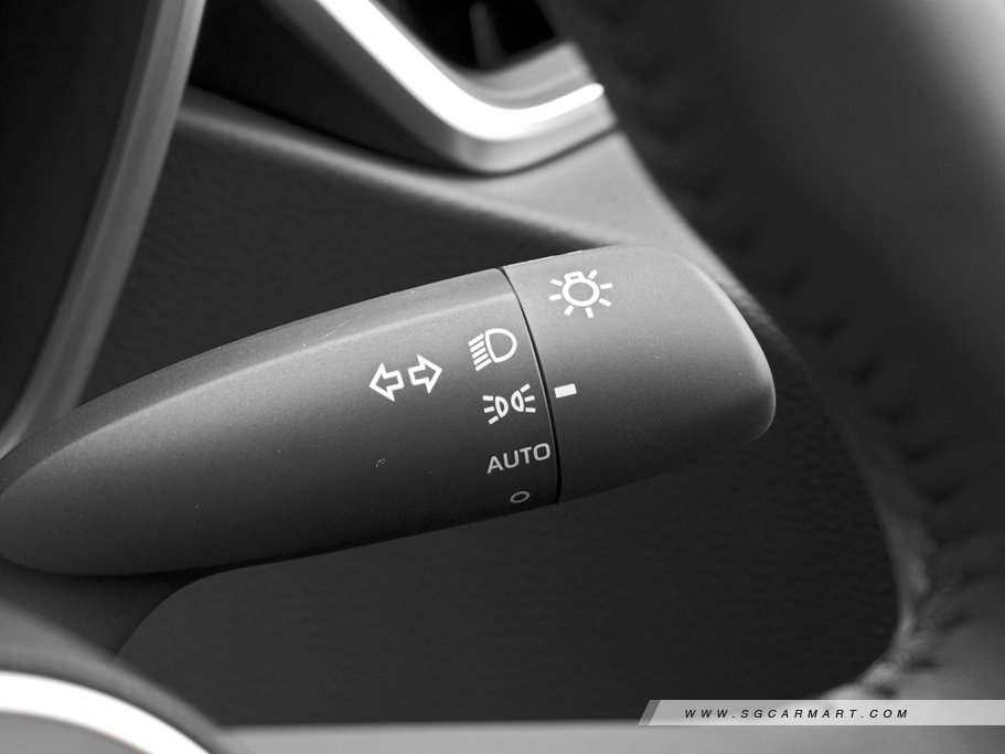https://i.i-sgcm.com/new_cars/cars/12630/12630_g19