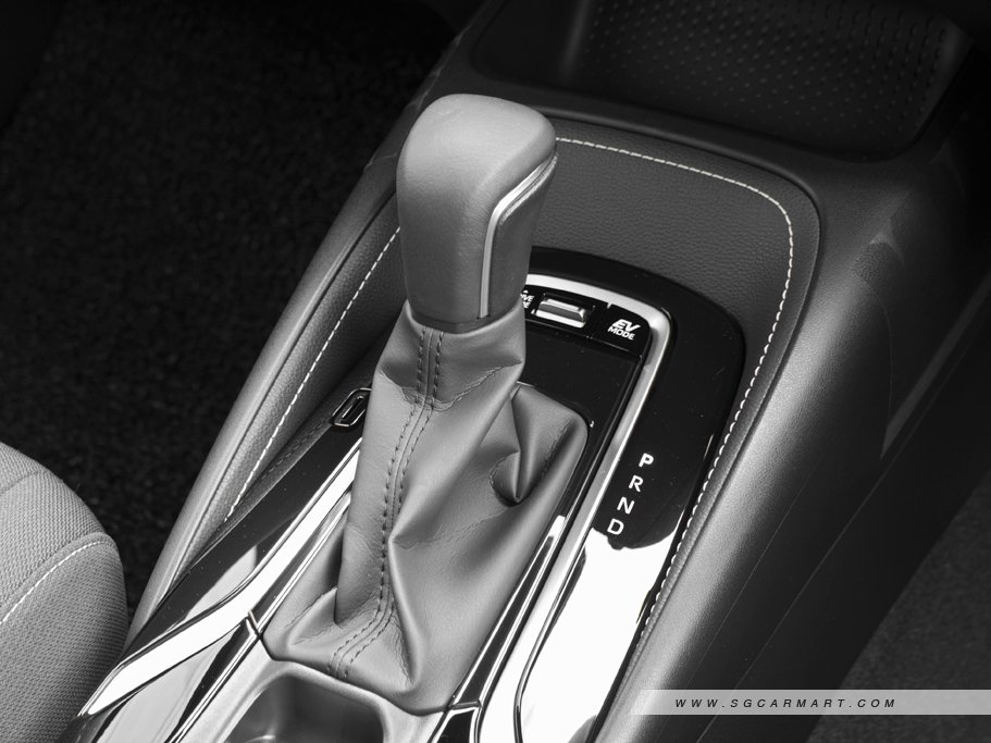 https://i.i-sgcm.com/new_cars/cars/12630/12630_g23