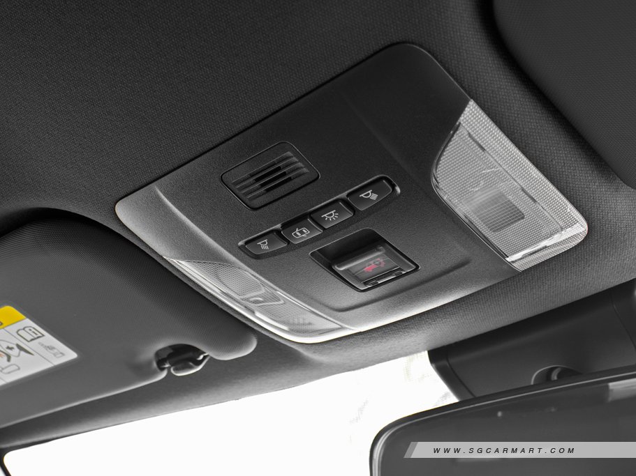 https://i.i-sgcm.com/new_cars/cars/12630/12630_g25