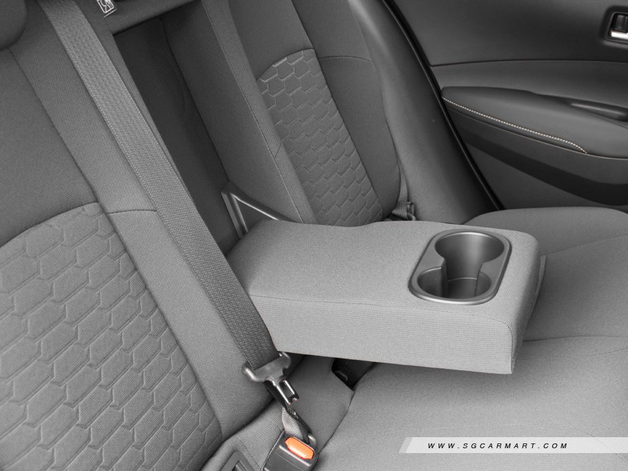 https://i.i-sgcm.com/new_cars/cars/12630/12630_g29