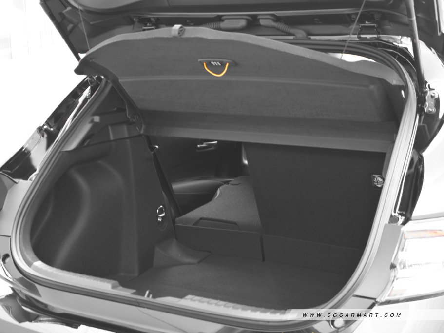 https://i.i-sgcm.com/new_cars/cars/12630/12630_g31
