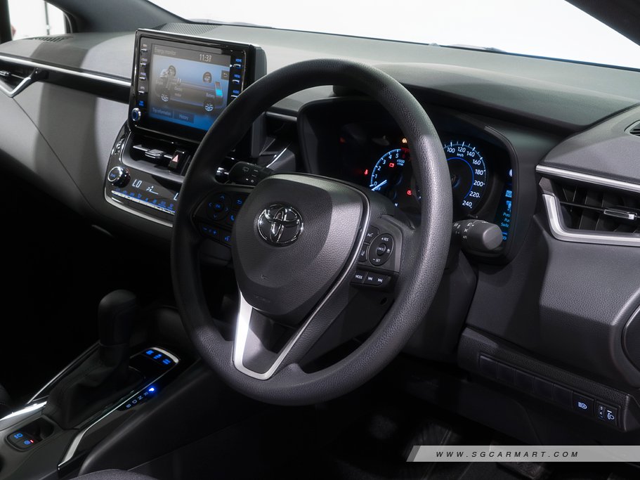 https://i.i-sgcm.com/new_cars/cars/12630/12630_g56