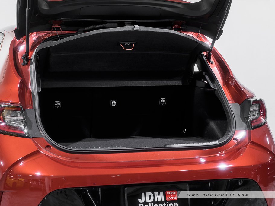 https://i.i-sgcm.com/new_cars/cars/12630/12630_g77