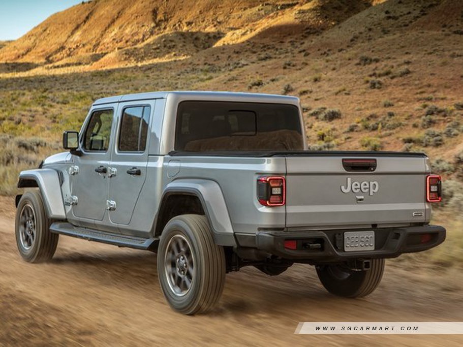 https://i.i-sgcm.com/new_cars/cars/12632/12632_g19