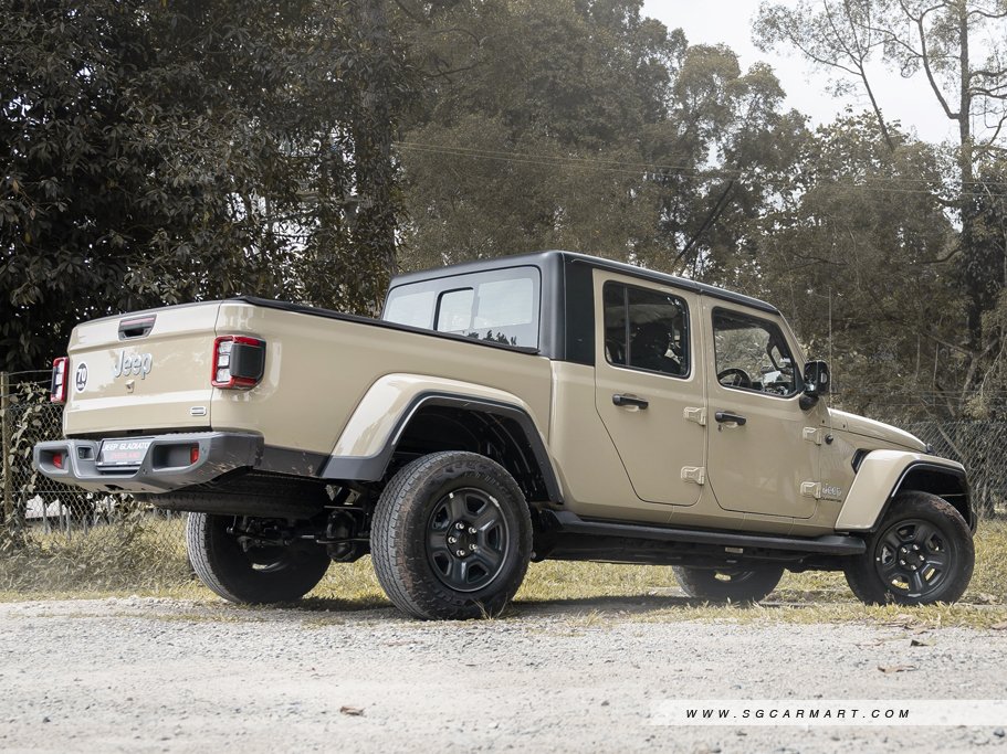 https://i.i-sgcm.com/new_cars/cars/12632/12632_g48