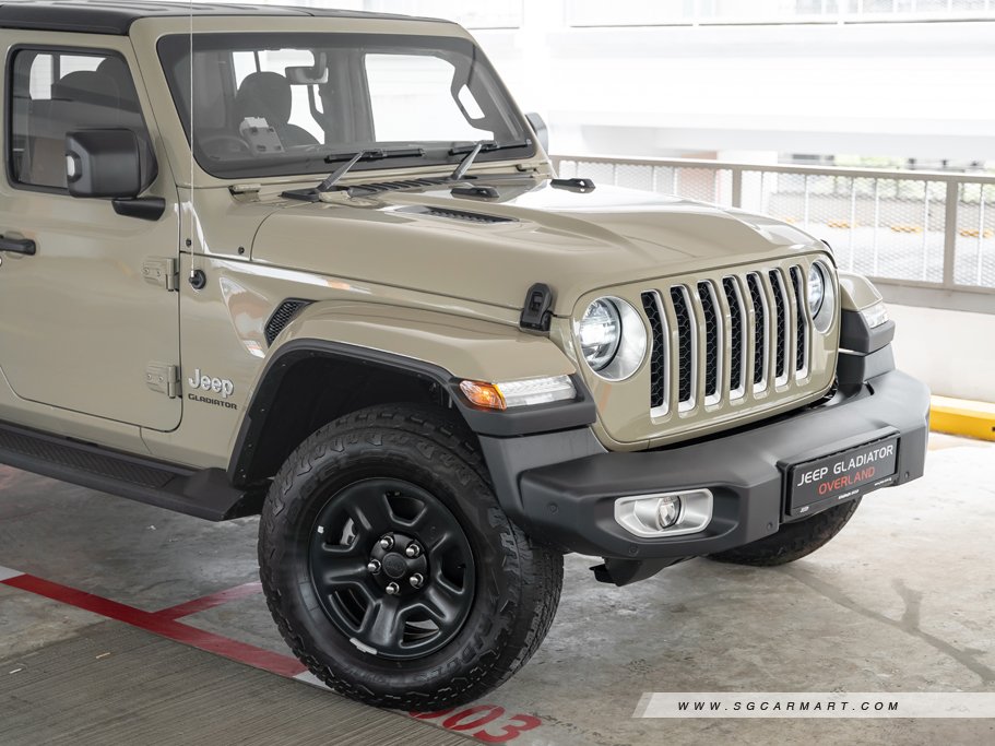 https://i.i-sgcm.com/new_cars/cars/12632/12632_g53