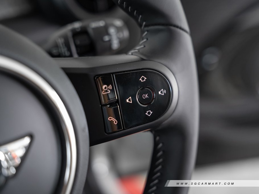 https://i.i-sgcm.com/new_cars/cars/12633/12633_g125