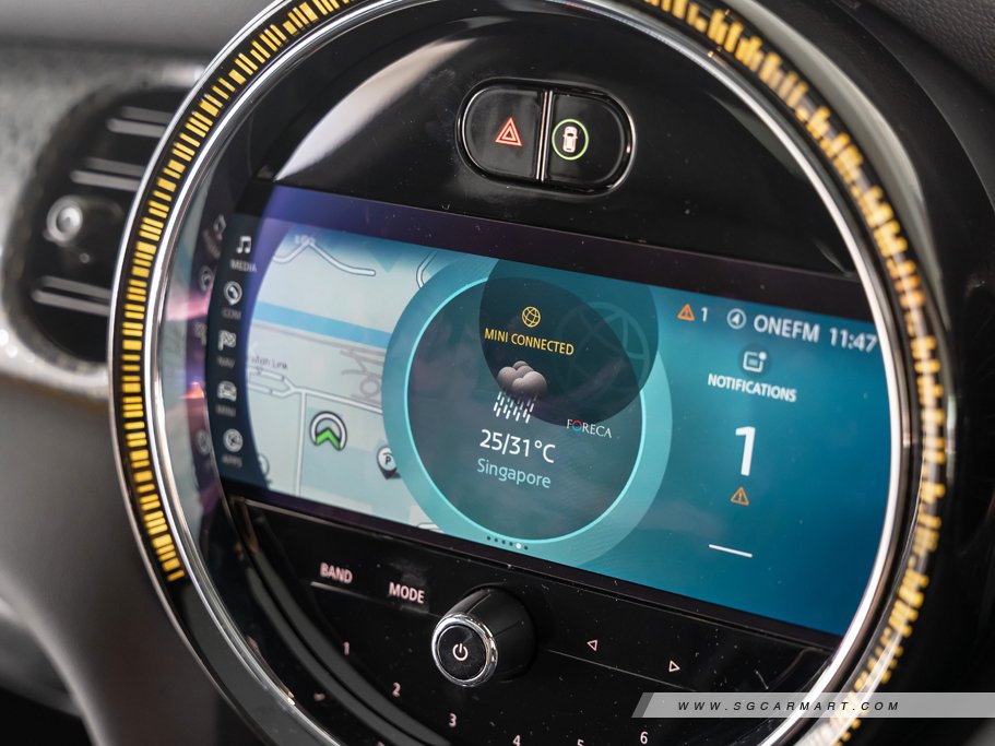 https://i.i-sgcm.com/new_cars/cars/12633/12633_g132