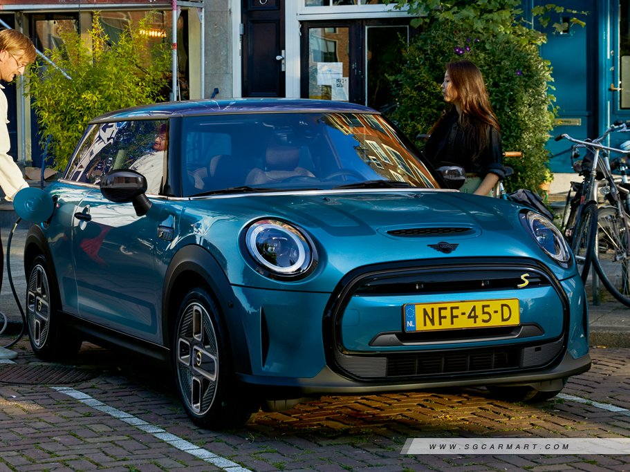 https://i.i-sgcm.com/new_cars/cars/12633/12633_g157