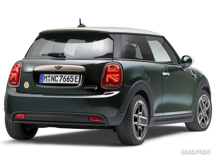 https://i.i-sgcm.com/new_cars/cars/12633/12633_g169