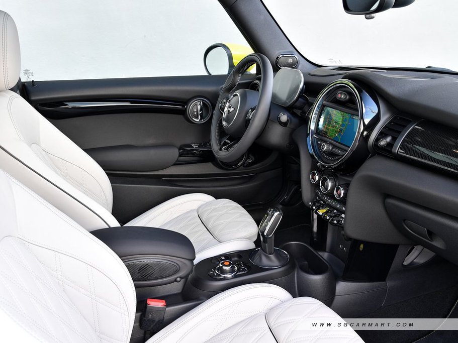 https://i.i-sgcm.com/new_cars/cars/12633/12633_g24