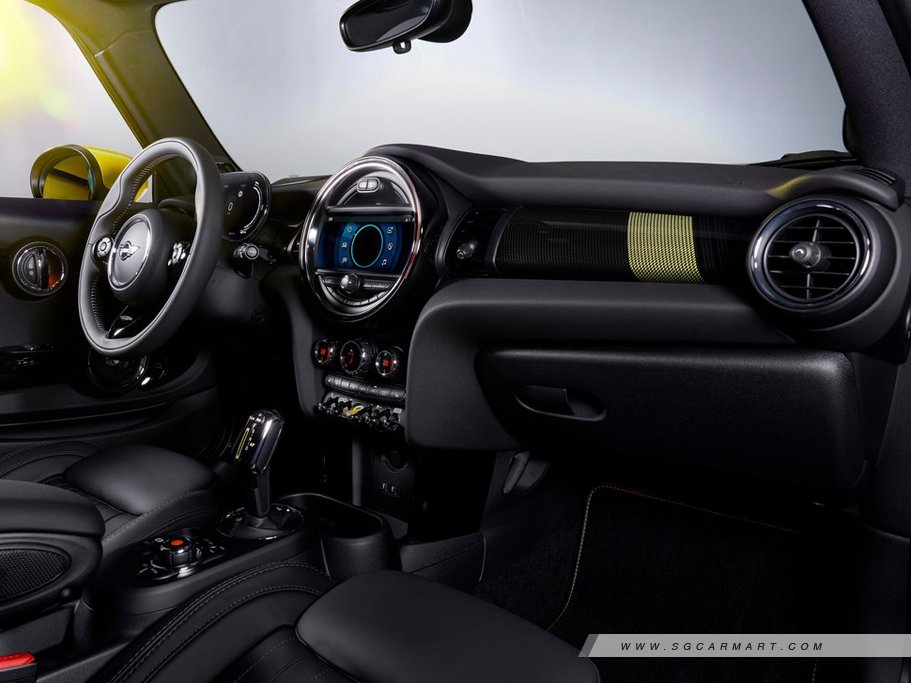 https://i.i-sgcm.com/new_cars/cars/12633/12633_g26