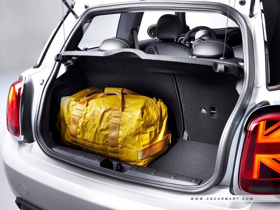 https://i.i-sgcm.com/new_cars/cars/12633/12633_g42