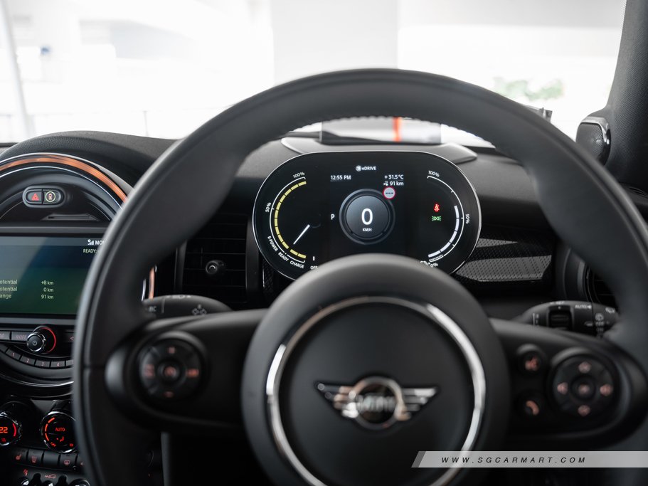 https://i.i-sgcm.com/new_cars/cars/12633/12633_g66