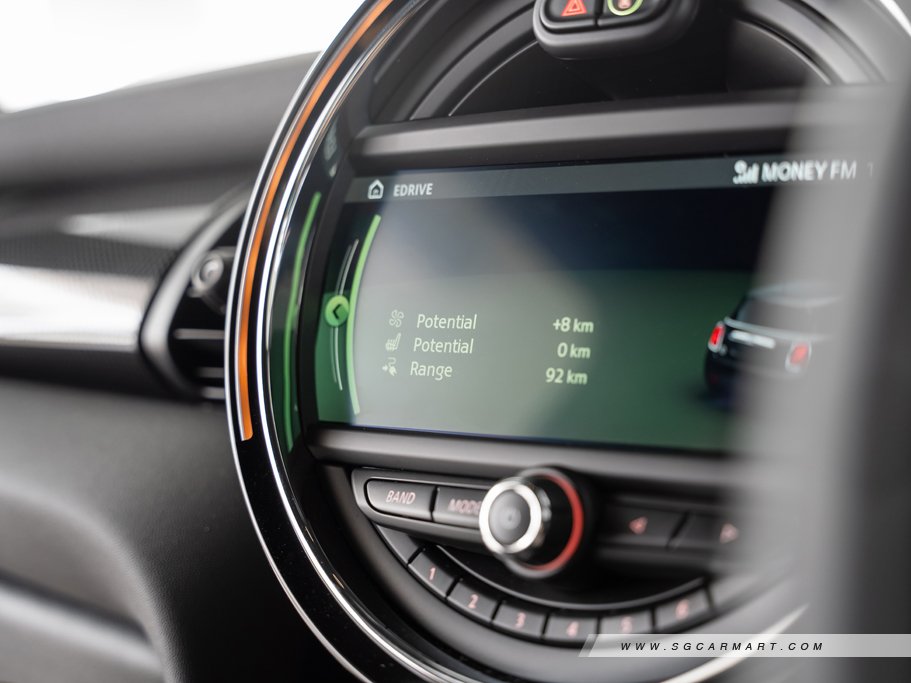 https://i.i-sgcm.com/new_cars/cars/12633/12633_g72