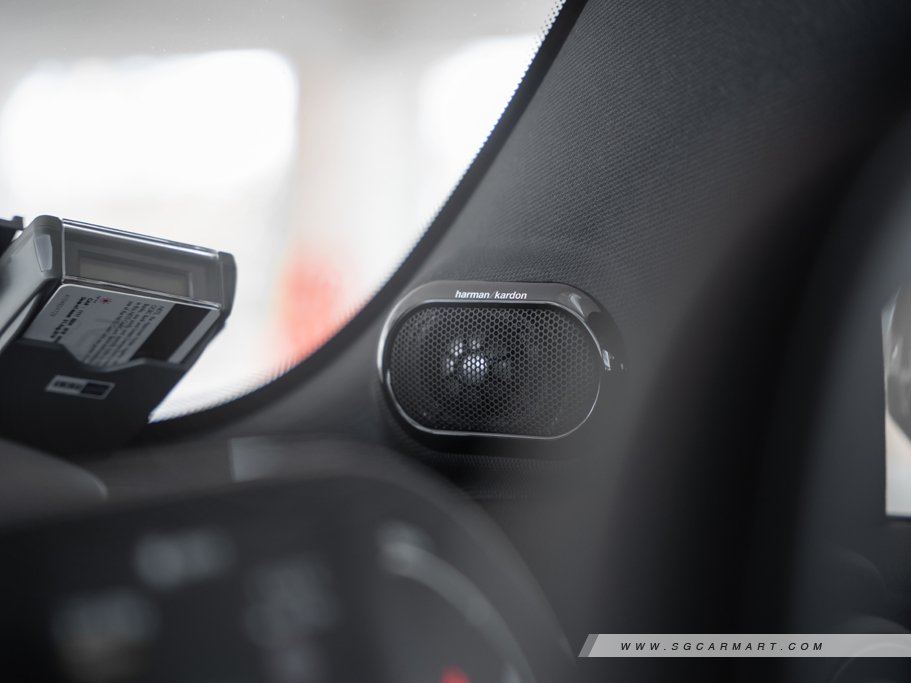 https://i.i-sgcm.com/new_cars/cars/12633/12633_g82