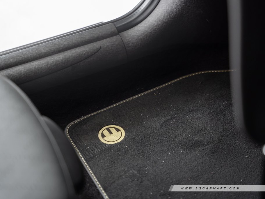 https://i.i-sgcm.com/new_cars/cars/12633/12633_g84