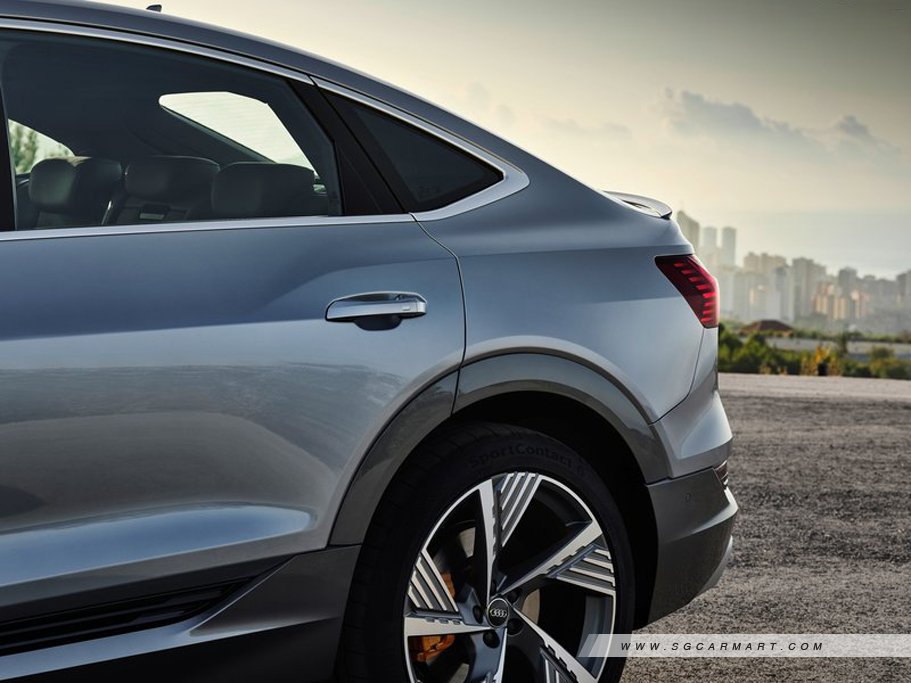 https://i.i-sgcm.com/new_cars/cars/12634/12634_g15