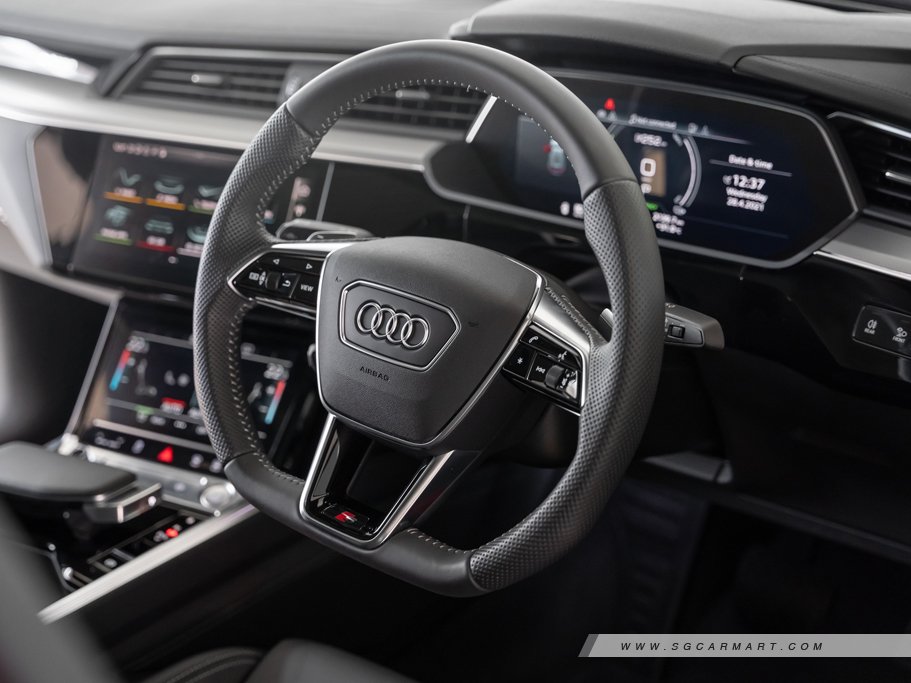 https://i.i-sgcm.com/new_cars/cars/12634/12634_g44