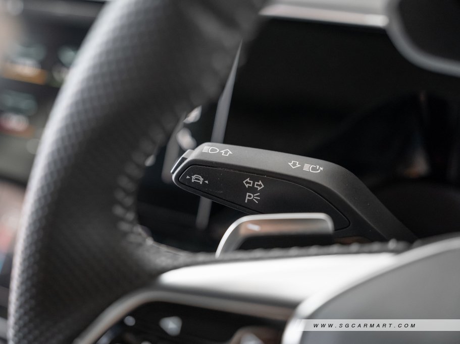 https://i.i-sgcm.com/new_cars/cars/12634/12634_g52