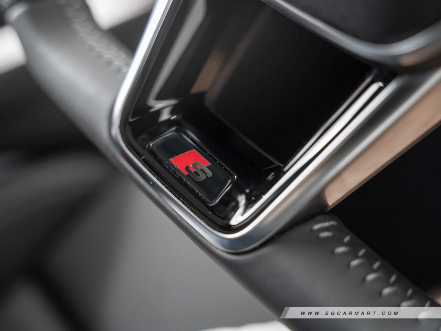 https://i.i-sgcm.com/new_cars/cars/12634/12634_g53