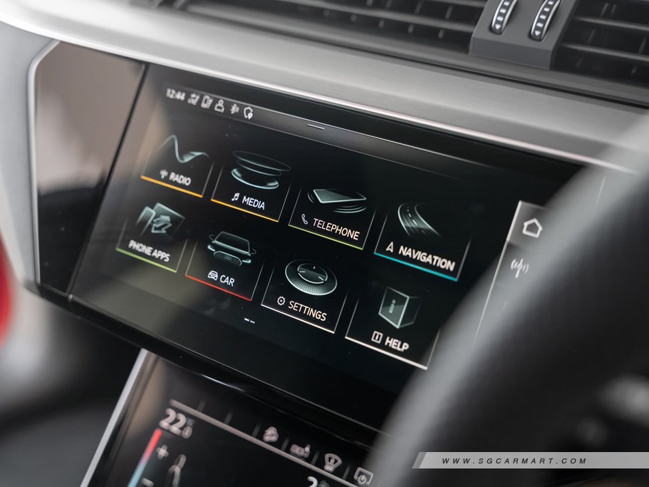 https://i.i-sgcm.com/new_cars/cars/12634/12634_g55