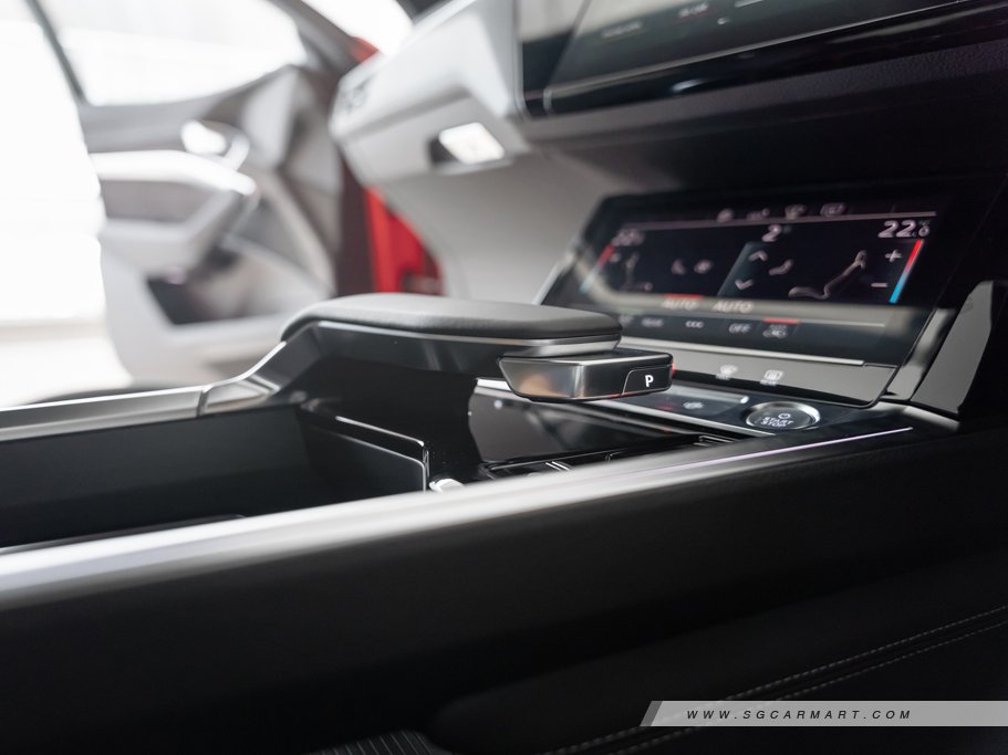 https://i.i-sgcm.com/new_cars/cars/12634/12634_g69