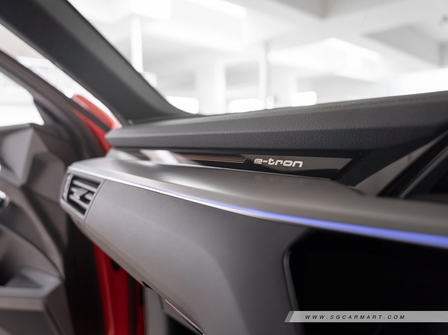 https://i.i-sgcm.com/new_cars/cars/12634/12634_g72
