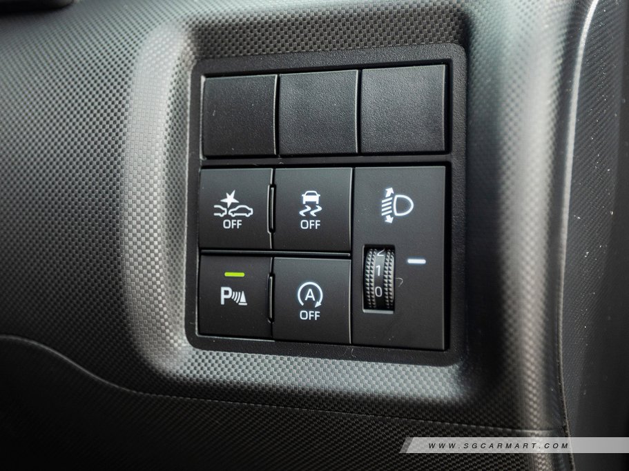 https://i.i-sgcm.com/new_cars/cars/12635/12635_g14