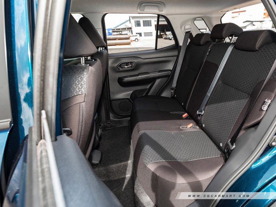 https://i.i-sgcm.com/new_cars/cars/12635/12635_g20