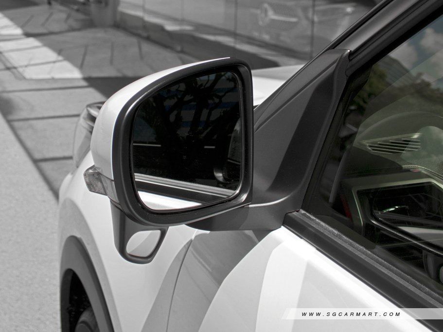 https://i.i-sgcm.com/new_cars/cars/12635/12635_g27