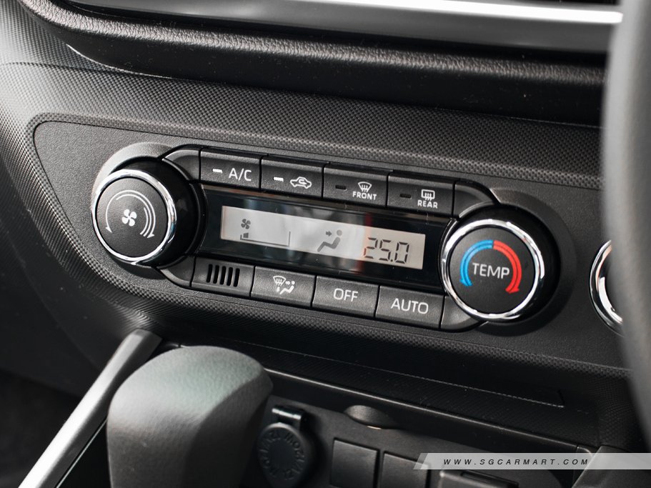 https://i.i-sgcm.com/new_cars/cars/12635/12635_g45