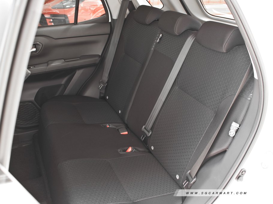 https://i.i-sgcm.com/new_cars/cars/12635/12635_g54