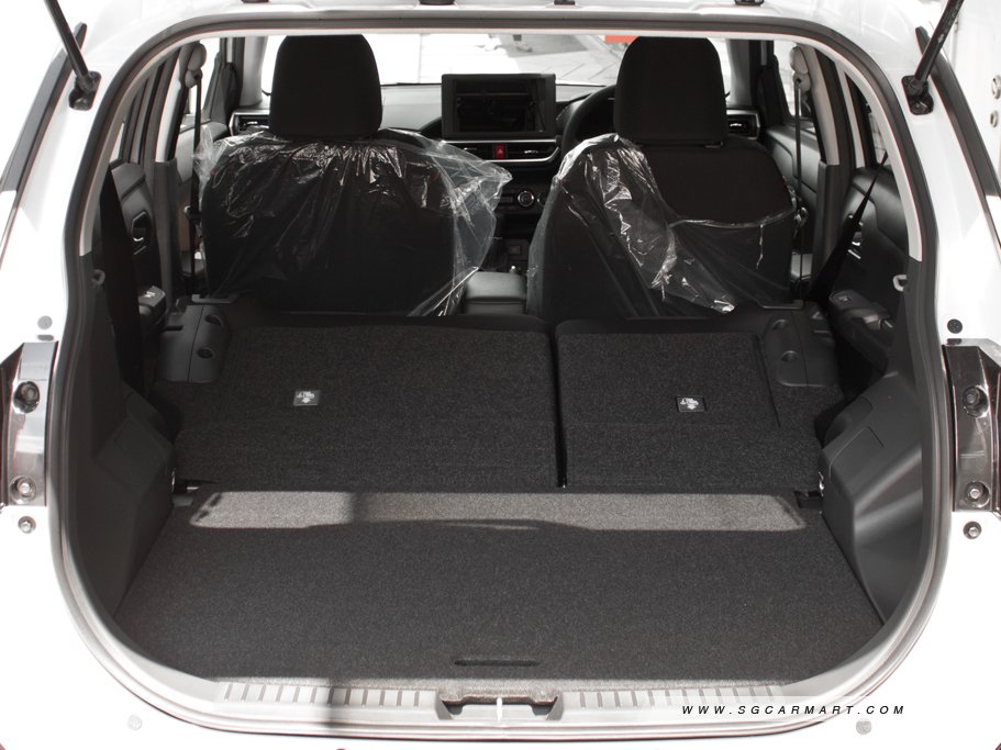 https://i.i-sgcm.com/new_cars/cars/12635/12635_g59