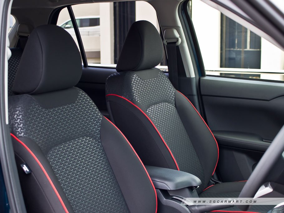 https://i.i-sgcm.com/new_cars/cars/12635/12635_g72