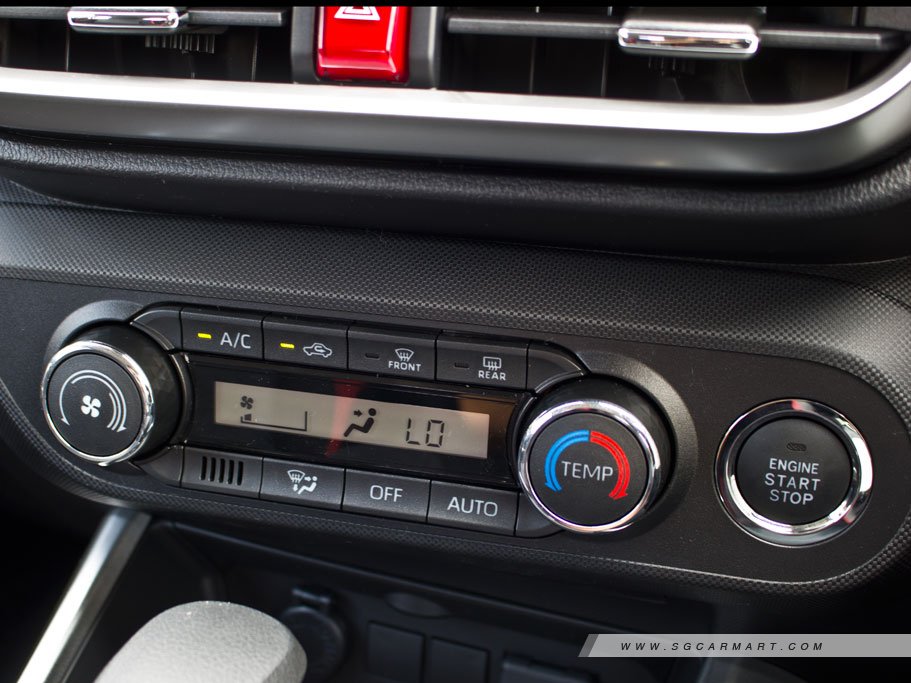 https://i.i-sgcm.com/new_cars/cars/12635/12635_g77