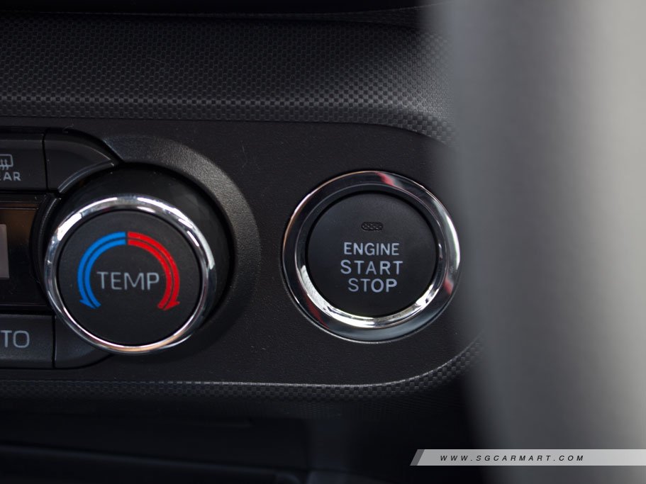 https://i.i-sgcm.com/new_cars/cars/12635/12635_g78