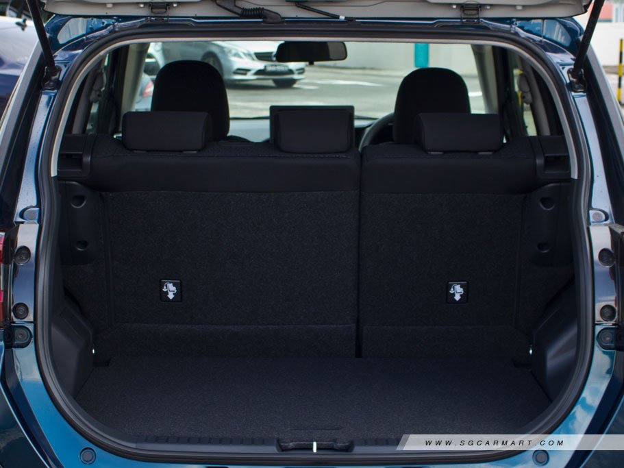 https://i.i-sgcm.com/new_cars/cars/12635/12635_g85
