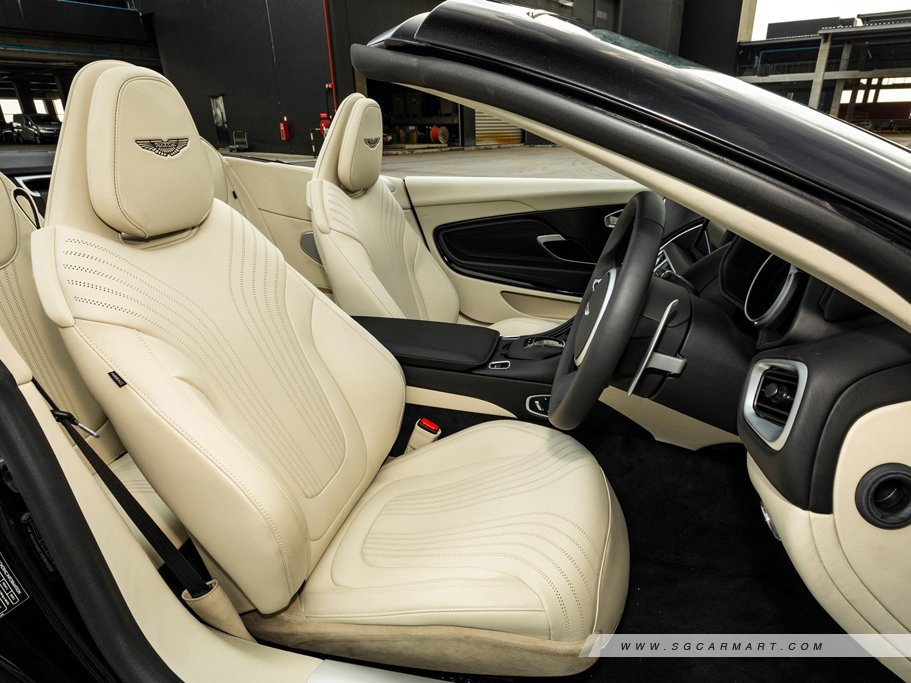 https://i.i-sgcm.com/new_cars/cars/12637/12637_g12
