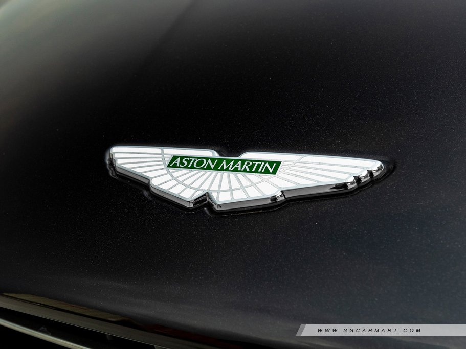 https://i.i-sgcm.com/new_cars/cars/12637/12637_g5