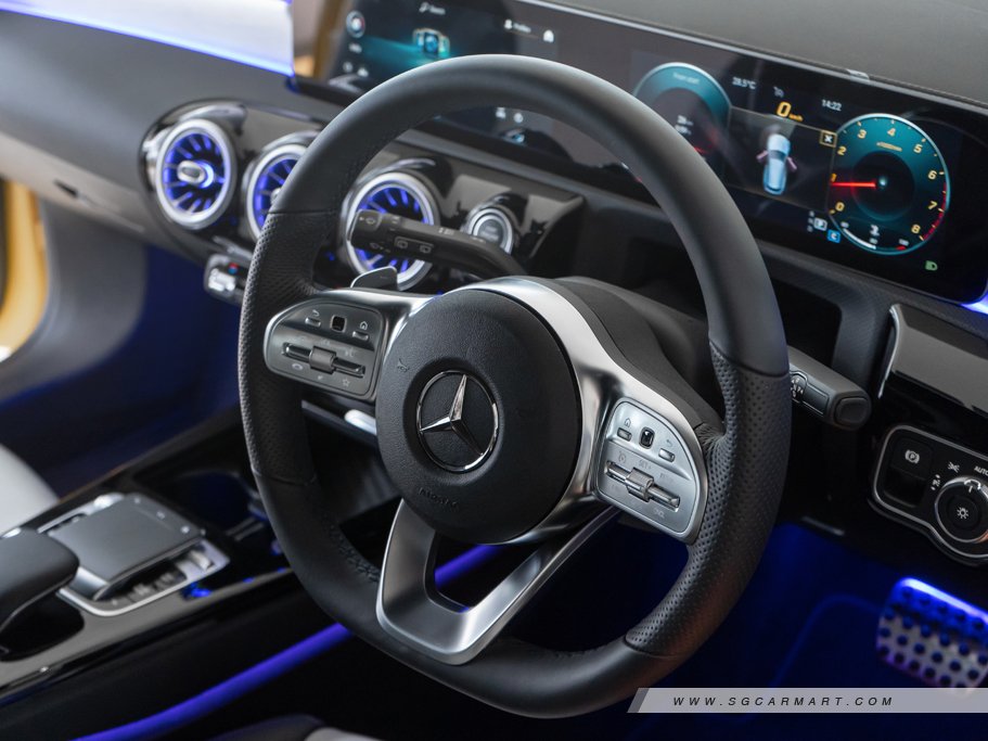 https://i.i-sgcm.com/new_cars/cars/12639/12639_g42