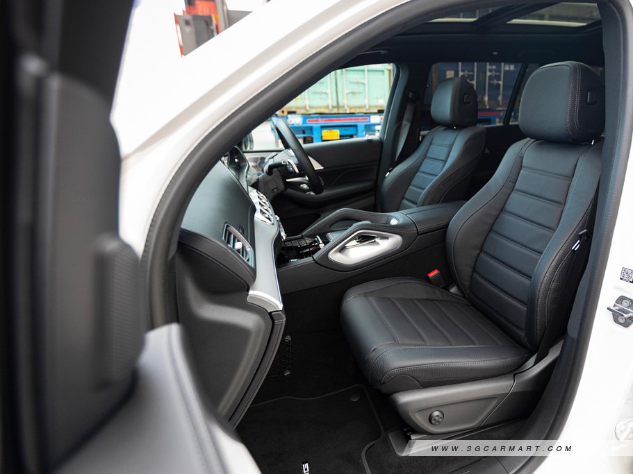 https://i.i-sgcm.com/new_cars/cars/12641/12641_g17