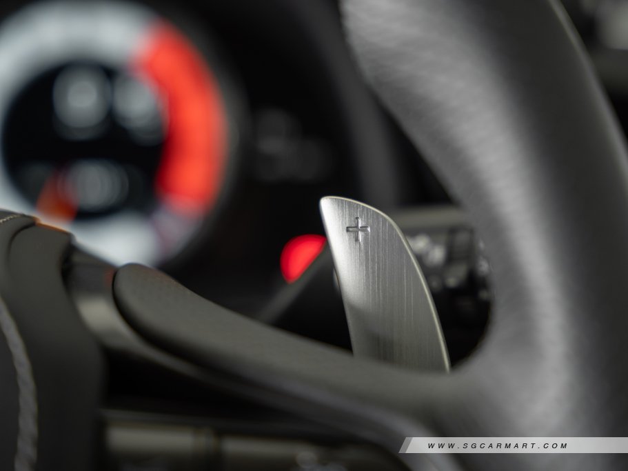 https://i.i-sgcm.com/new_cars/cars/12646/12646_g70