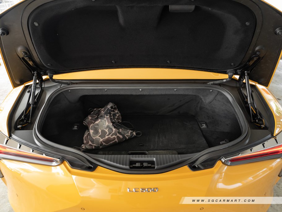 https://i.i-sgcm.com/new_cars/cars/12646/12646_g96