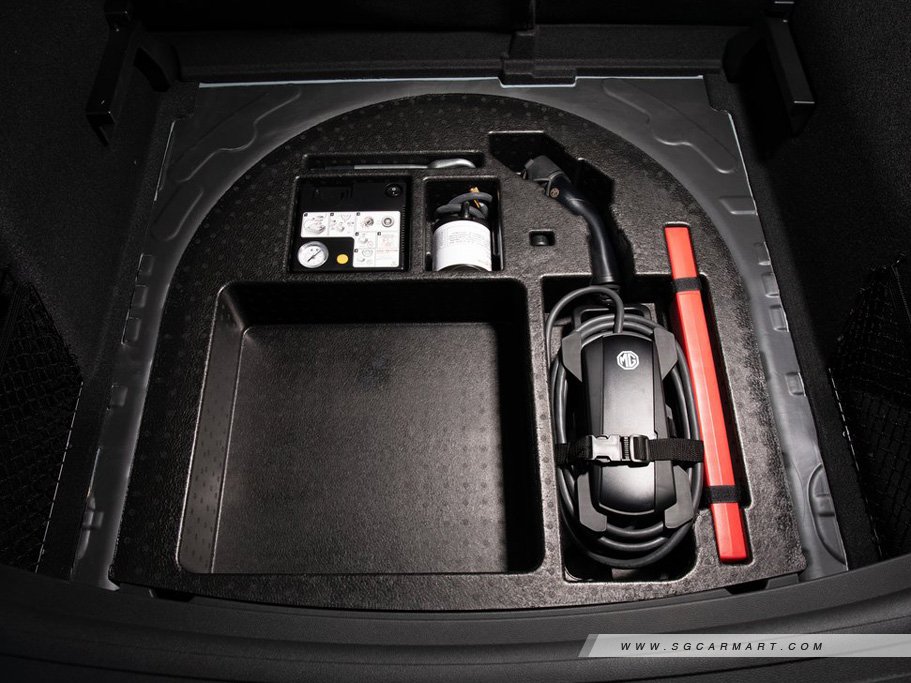 https://i.i-sgcm.com/new_cars/cars/12650/12650_g65